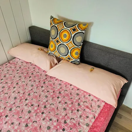 Modern Cozy Apartment, Neighborhood, Good Connectivity Apartment