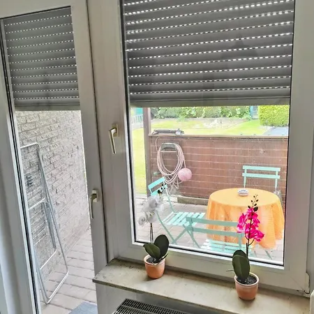 Modern Cozy Apartment, Neighborhood, Good Connectivity ドゥイスブルグ