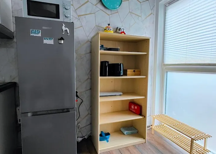 Modern Cozy Apartment, Neighborhood, Good Connectivity